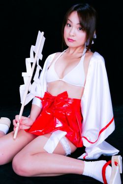 钢铁魔女4